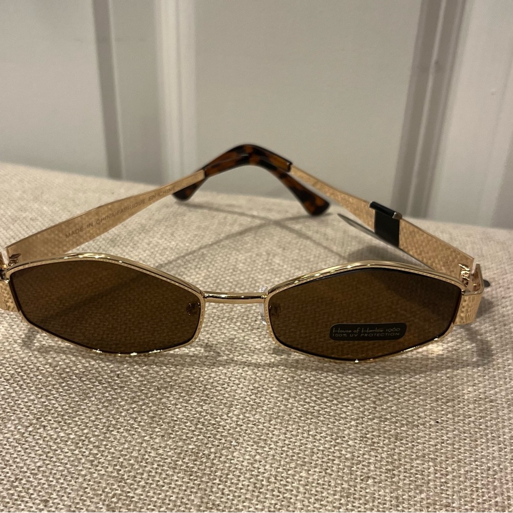 NWT HOUSE OF HARLOW 1960 WOMENS GOLD & TORTOISE SUNGLASSES